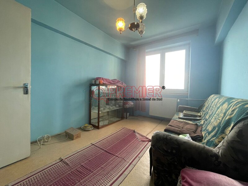 Sos. Giurgiului, plan secund, 3 camere.