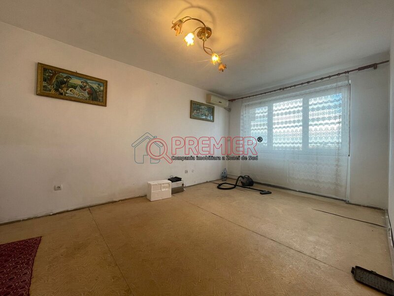 Sos. Giurgiului, plan secund, 3 camere.