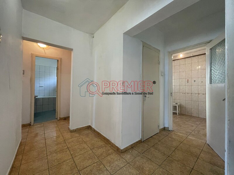 Sos. Giurgiului, plan secund, 3 camere.